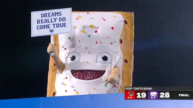Pop-Tart Bowl’s edible mascot, Kansas State vs. NC State.