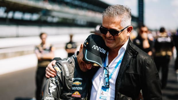 Gil de Ferran (right) and Tony Kanaan on pit lane during practice for the 2023 Indianapolis 500. de Ferran sadly passed away Friday from a reported heart attack at the age of 56. Photo by Joe Skibinski/IndyCar
