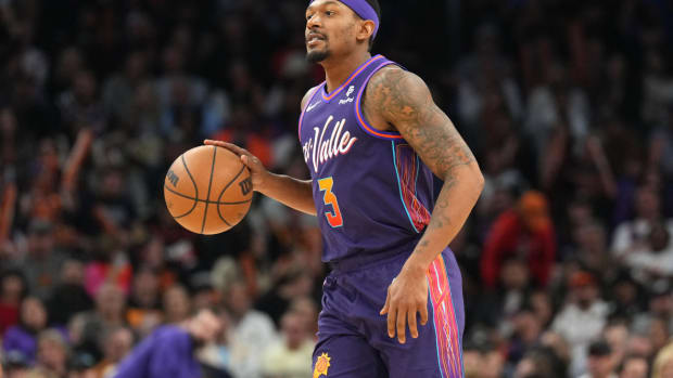 Phoenix Suns guard Bradley Beal (3) dribbles against the Charlotte Hornets during the second half at Footprint Center.