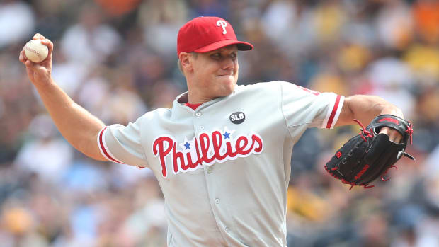 Jun 14, 2015; Pittsburgh, PA, USA; Philadelphia Phillies relief pitcher Jonathan Papelbon (58) pitches against the Pittsburgh Pirates during the tenth inning at PNC Park. The Pirates won 1-0 in eleven innings. Mandatory Credit: Charles LeClaire-USA TODAY Sports