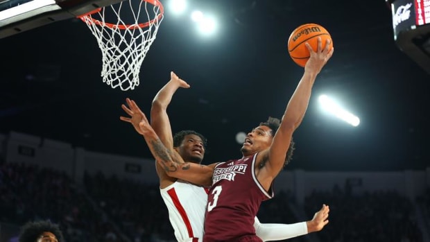 Shakeel Moore drives, but Mississippi State can't come through against Alabama on Jan. 13, 2024