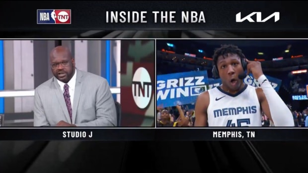 Memphis Grizzlies forward GG Jackson (right) reacts to NBA on TNT analyst and NBA legend Shaquille O’Neal.