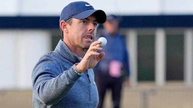 Rory McIlroy acknowledges the fans on Friday at the 2022 British Open.