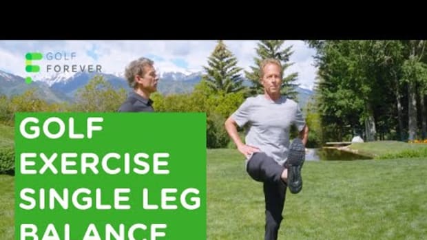 Improve balance and posture: Single-leg balance leg swing