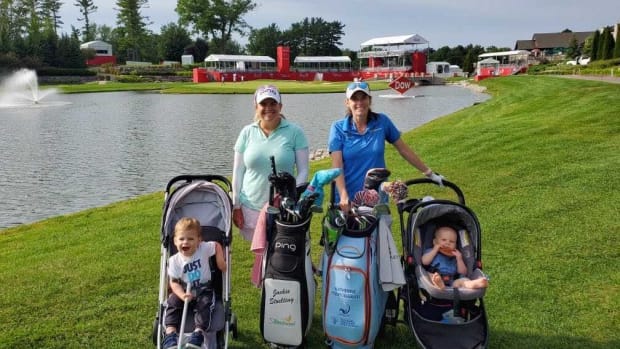 Jackie Stoelting with son Baren (left) and Katherine Perry-Hamski and son John (right) play an LPGA practice round together.