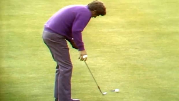 Doug Sanders' fateful putt to win the 1970 British Open at St. Andrews misses to the right of the hole.
