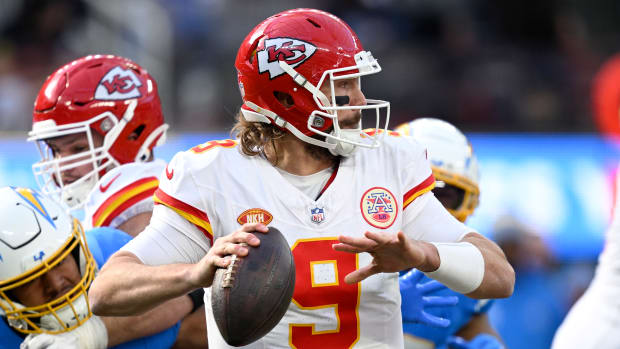 Kansas City Chiefs quarterback Blaine Gabbert (9) throws a pass against the Los Angeles Chargers during the first half at SoFi Stadium.