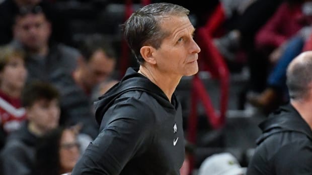 Razorbacks' coach Eric Musselman with concerned look at team against South Carolina