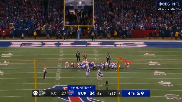 NFL Fans Loved Jim Nantz’s Savage Call of Bills’ Missed Field vs. Chiefs