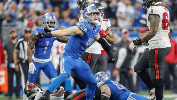 Detroit Lions Aidan Hutchinson celebrates a sack against the Tampa Bay Buccaneers.