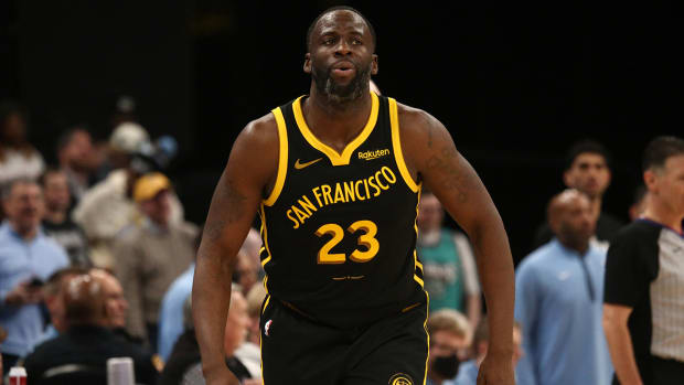 Golden State Warriors forward Draymond Green (23) reacts during the second half against the Memphis Grizzlies at FedExForum.