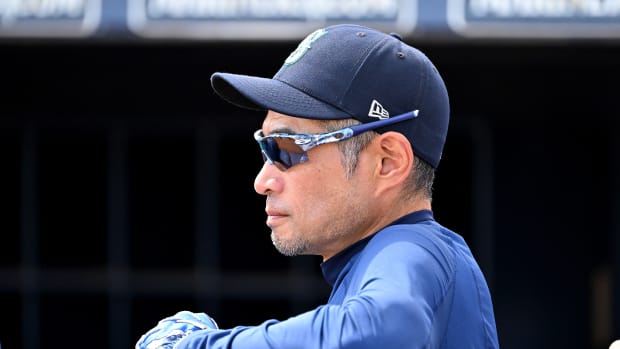 Suzuki during the Mariners' 9-8 exhibition win over the Guardians on Feb. 28, 2023.