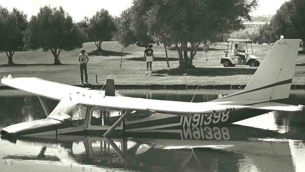 A plane is shown in the water at Las Vegas Country Club in 1981, famously portrayed in the movie "Casino."