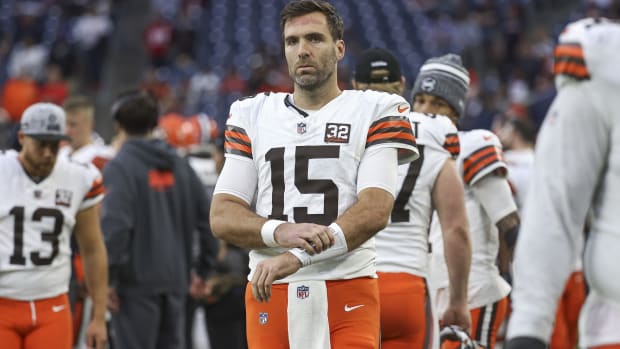 Cleveland Browns quarterback Joe Flacco looks on during a game vs. the Houston Texans.