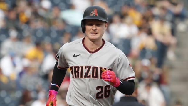 Diamondbacks right fielder Pavin Smith (26) rounds the bases after hitting a go-ahead two-run home run against the Pittsburgh Pirates at PNC Park