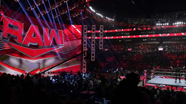 A look at an arena hosting an episode of WWE Raw.