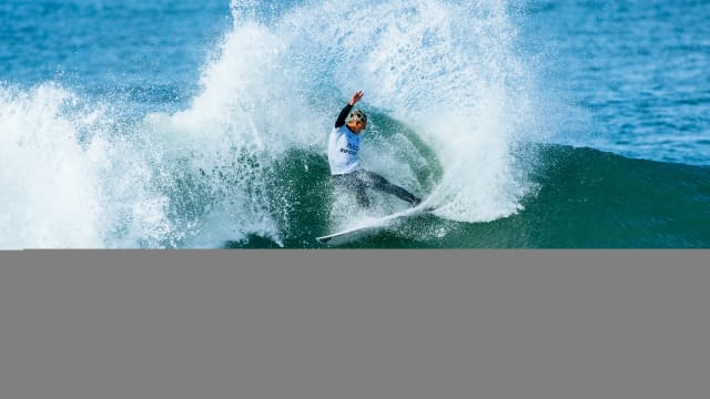 California Rookie Cole Houshmand wins opening round heat at MEO Rip Curl Pro Portugal presented by Corona.