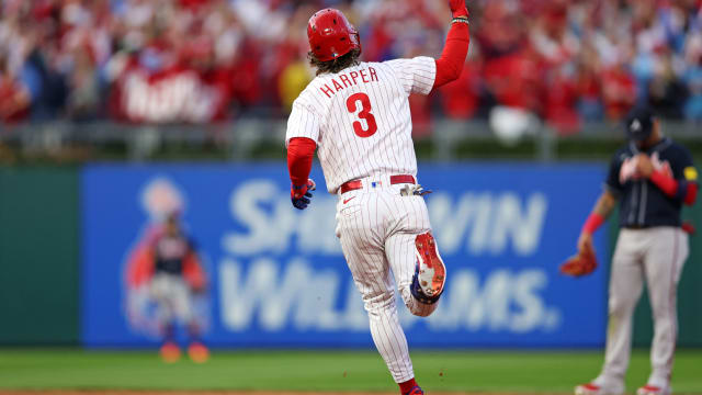 Phillies fans chanting We Want Strider : r/baseball