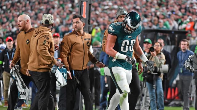 Dallas Goedert leaves Week 9 game against Dallas Cowboys with fractured forearm