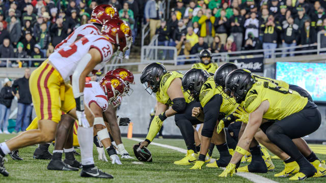 Oregon vs. USC Line of Scrimmage