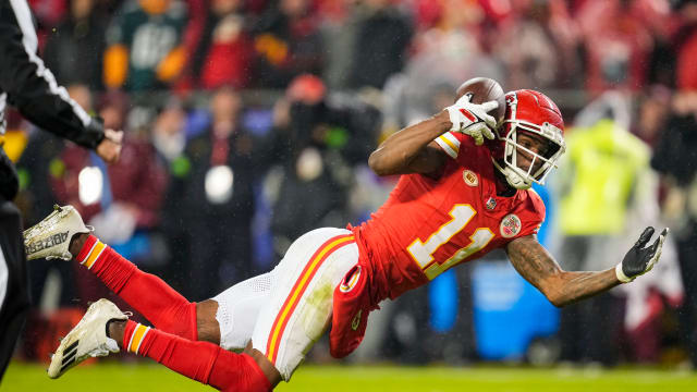 Nov 20, 2023; Kansas City, Missouri, USA; Kansas City Chiefs wide receiver Marquez Valdes-Scantling (11) is unable to make the catch during the second half against the Philadelphia Eagles at GEHA Field at Arrowhead Stadium. Mandatory Credit: Jay Biggerstaff-USA TODAY Sports  