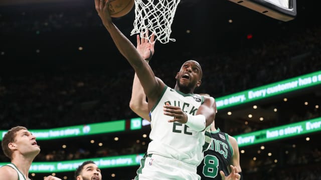  Milwaukee Bucks forward Khris Middleton (22) shoots during the second half against the Boston Celtics