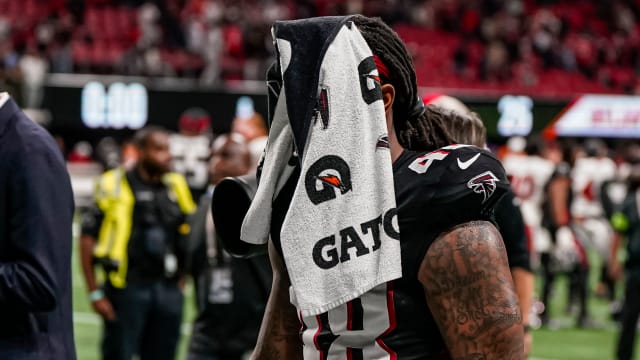 Atlanta Falcons linebacker Bud Dupree (48) leaves the field after being defeated by the Tampa Bay Buccaneers at Mercedes-Benz Stadium.