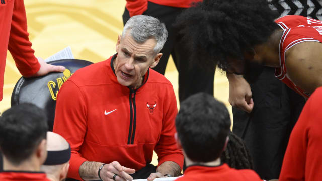 Chicago Bulls head coach Billy Donovan reacts during a timeout in the fourth quarter against the Cleveland Cavaliers at Rocket Mortgage FieldHouse. 