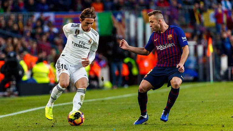 A Cuantos Puntos Esta El Real Madrid Del Barcelona