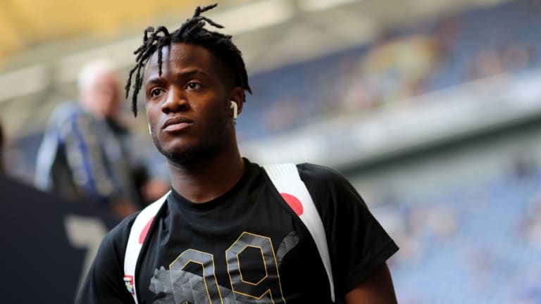 Maybe you would like to learn more about one of these? Batshuayi Bvb Stats - Michy Batshuayi Goes Full Michy After Being Named in FIFA ...