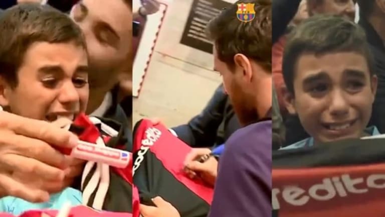 TE HARÁ LLORAR | Lionel Messi le firmó su camiseta de Newell's y su reacción conmovió a todos