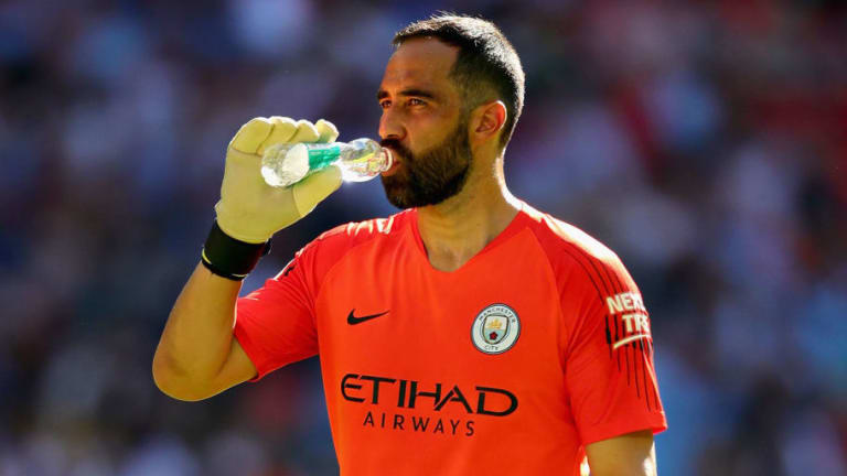 Claudio Bravo Receives 'Noble' Letter of Support From Real Madrid After Suffering Achilles Injury