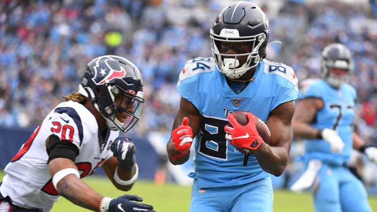 Friday Injury Report: One Wide Receiver Clears Concussion Protocol
