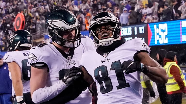 Eagles Win NFC East Title by Beating Giants