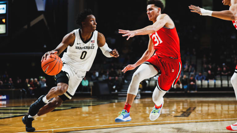 Commodores Hold On, Close Decade With 76-71 Win Over Davidson