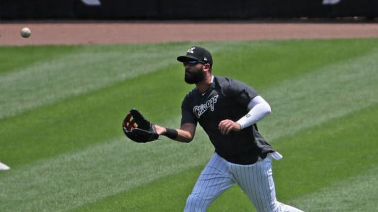 Uncertainty in right field clouds White Sox's rosy outlook