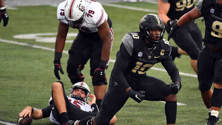 Dayo Odeyingbo Defensive Tackle Vanderbilt Commodores Scouting Report The Nfl Draft Bible On Sports Illustrated The Leading Authority On The Nfl Draft