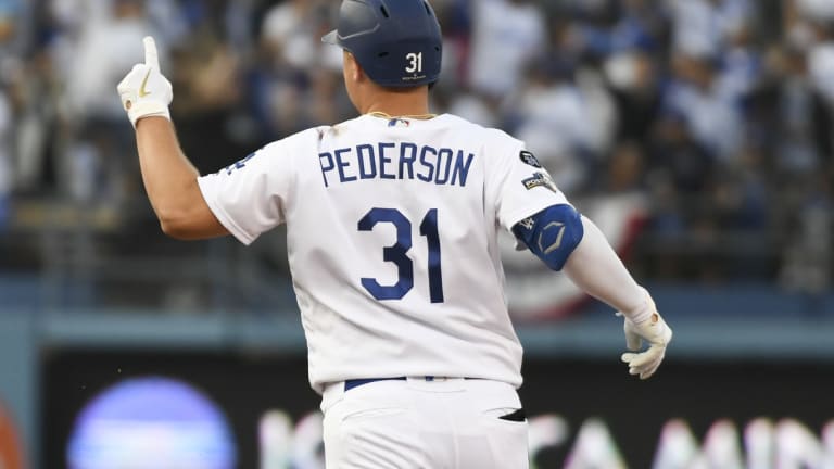 Dodgers: Former Outfielder Joc Pederson Spotted Wearing 2020 WS Ring After Braves Win Title