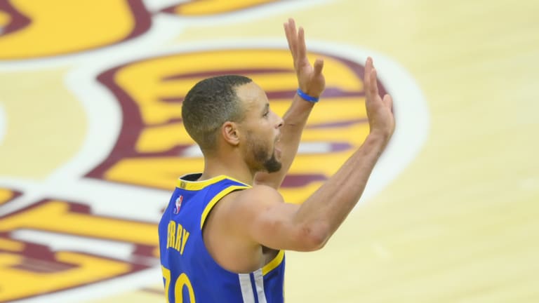 Here's The Photos Golden State Warriors' Steph Curry Tweeted