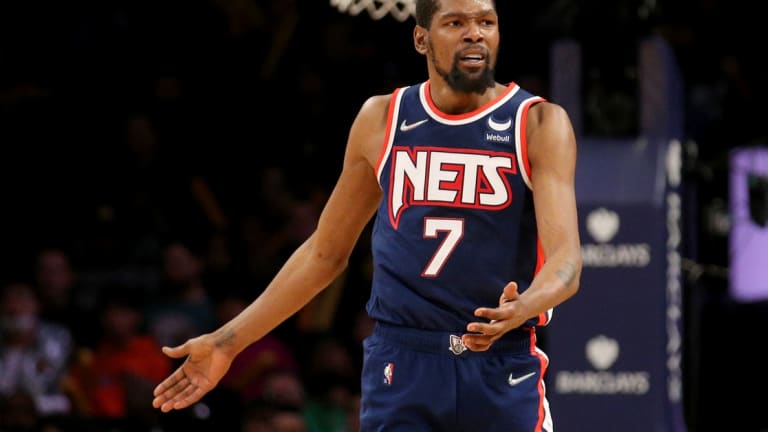 Kevin Durant Crossed Up Julius Randle In The Knicks-Nets Game And The Highlight Went Viral