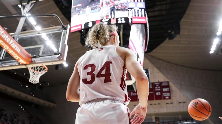 Indiana Women's Basketball Stays Put at No. 6 in Associated Press Poll