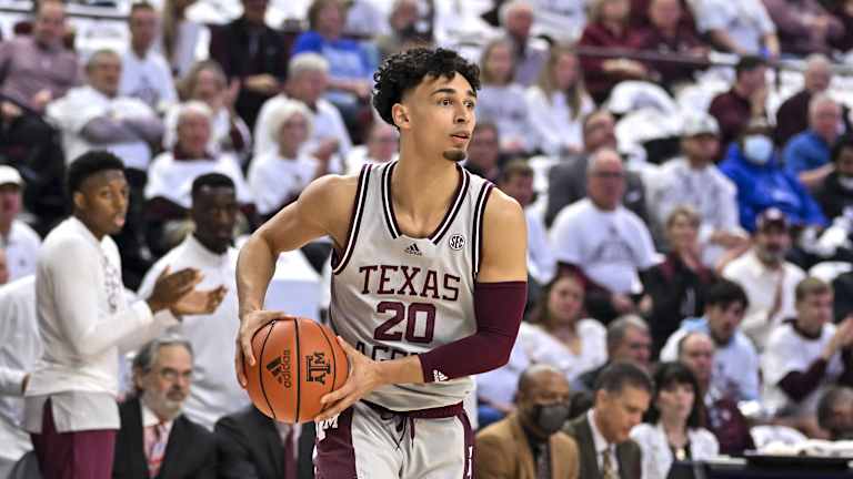 Boo This Guy At Bud Walton Arena Andre Gordon All Hogs