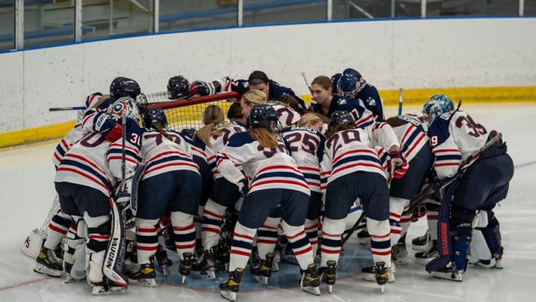 Hockey: Women's Team Sweep Two-Game Series Vs. UNH