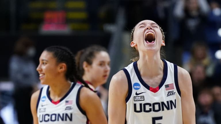 WBB: Huskies Rebound In Final Four, Return To National Title Game
