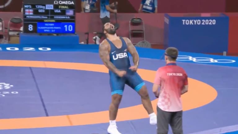 Apple Valley's Gable Steveson wins wrestling gold at the very last second