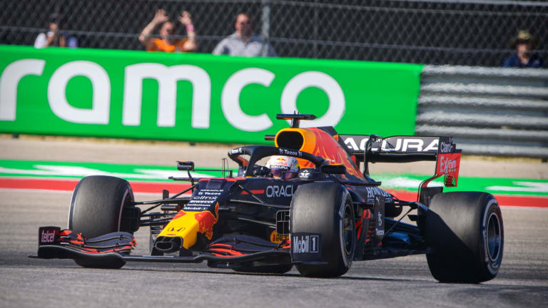 F1: Verstappen takes it to the max at Imola, closes in on Leclerc