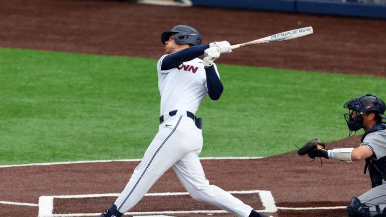 Baseball: No. 15 Hookc Sweeps Butler, 17-4