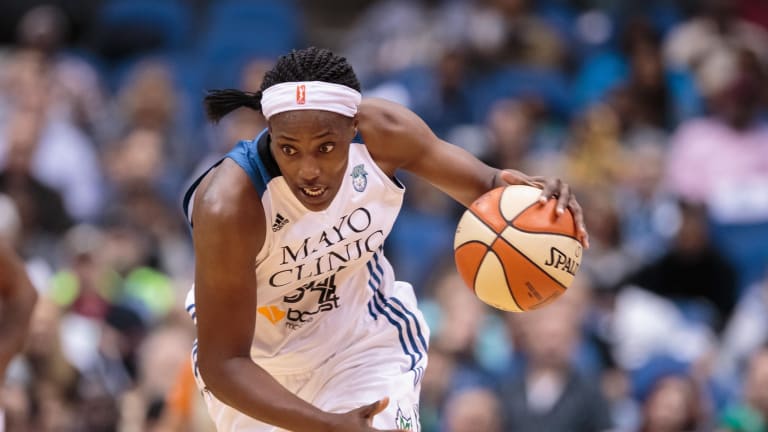 Sylvia Fowles' near-perfect night brings Lynx closer to final playoff spot