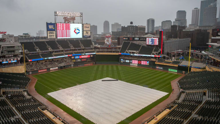 Twins game vs. Astros suspended, will resume at 12:10 p.m. on Thursday