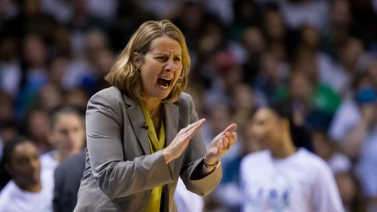 Lynx give away another game in the WNBA playoff chase